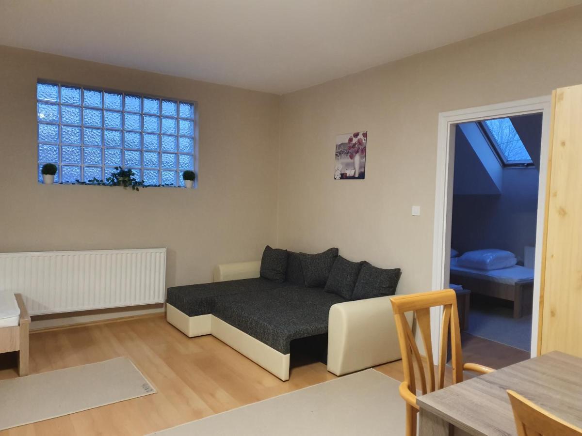 Bella Apartman Szeged Eksteriør bilde